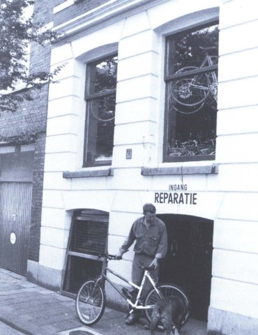 his013fietsenzaak1.jpg